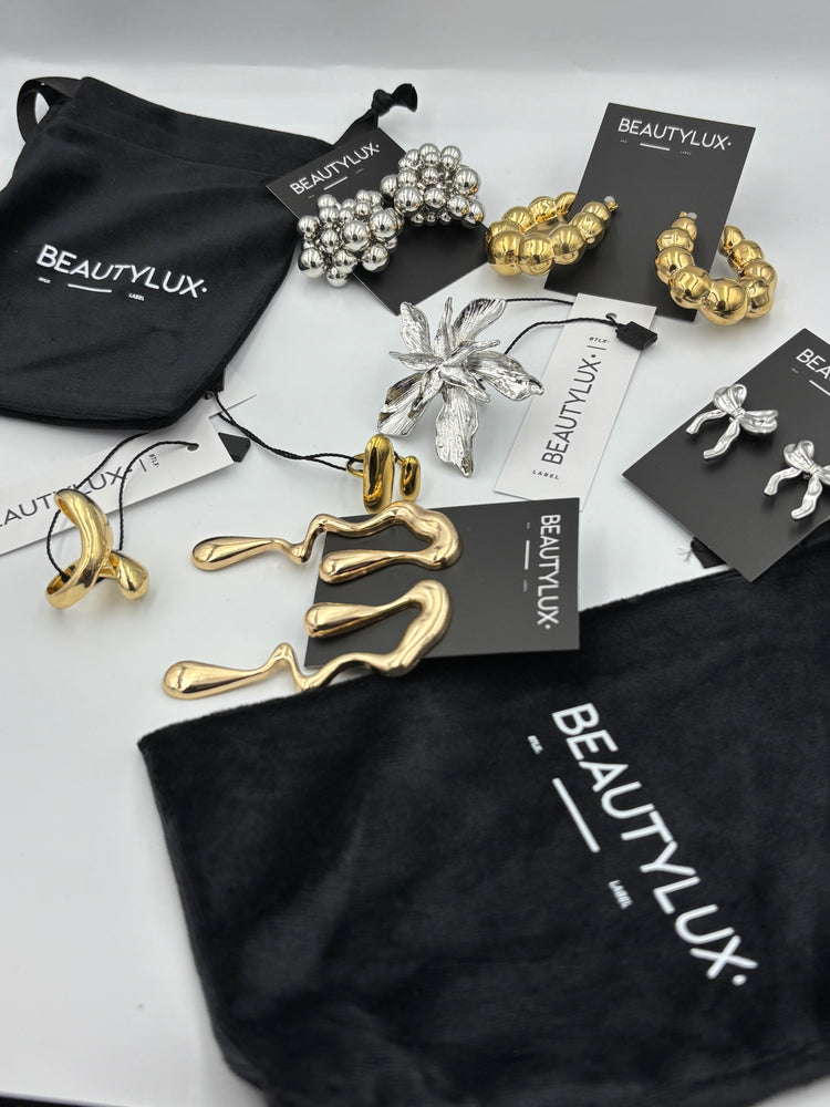 BOUCLE D’OREILLES